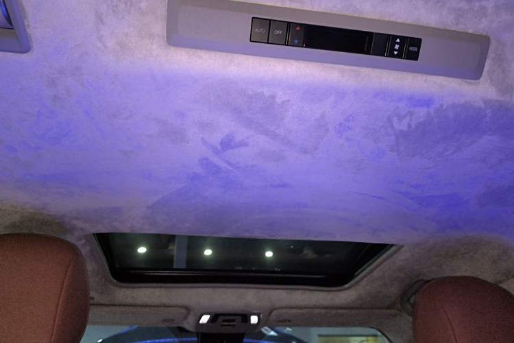 Used Toyota SIENNA 2021 2.5L Hybrid Comfort Edition Headliner