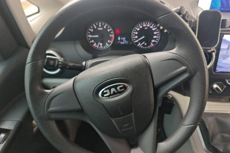 Used JAC Refine M3 2023 PLUS 1.5T 5/7-seat Classic Edition Steering Wheel