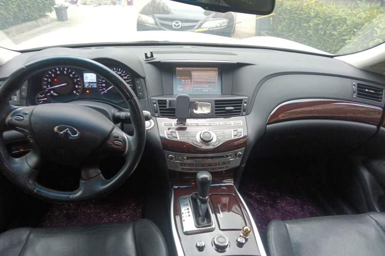 Used Infiniti Q70 2013 Q70L 2.5L Comfort Edition