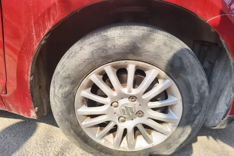 Used Suzuki Swift 2012 1.3L Manual Value Edition