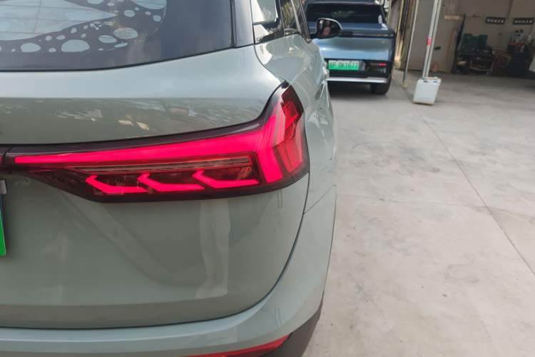 Used Dongfeng Fengon 580 2022 1.5T Automatic Enjoyment Model
