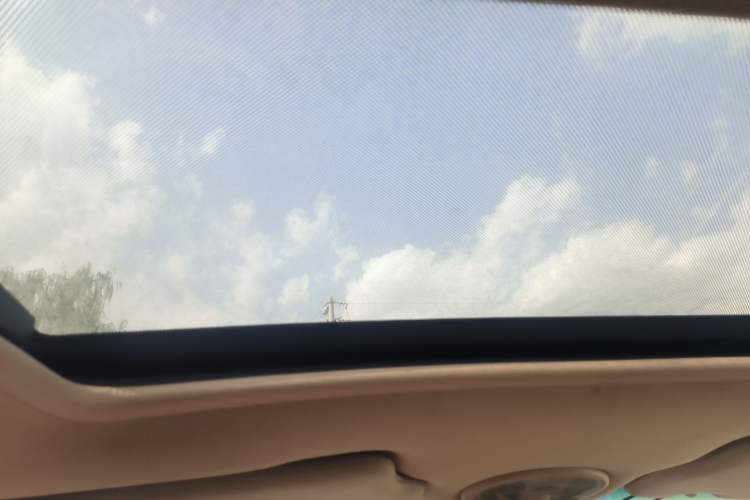 Used Buick Excelle 2011 1.6 LE-MT Headliner