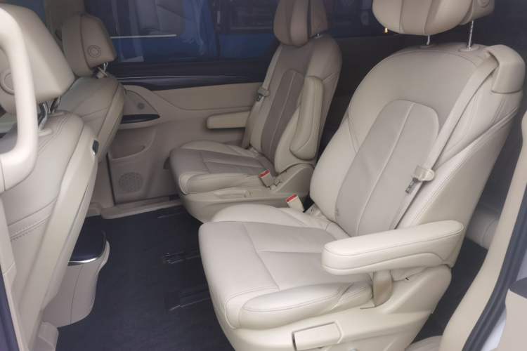 Used Buick GL8 2023 ES Lu Zun Deluxe Model