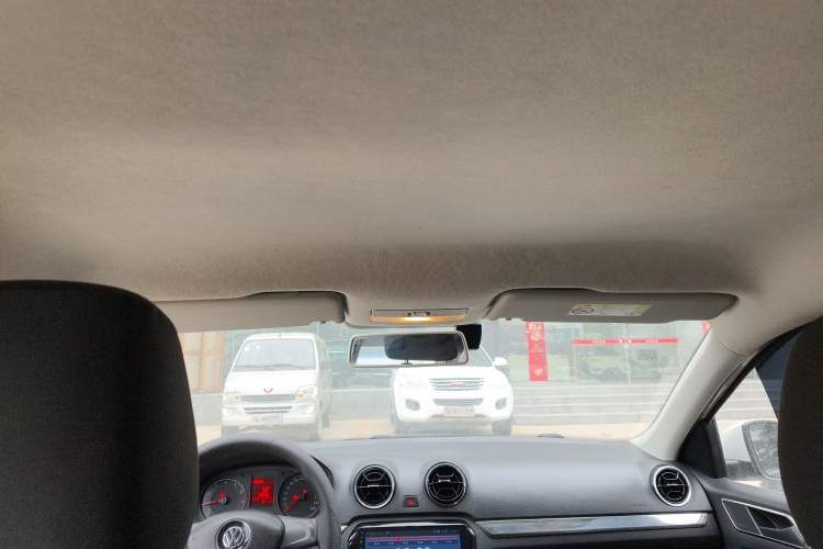 Used Volkswagen Jetta 2017 1.5L Manual Fashion Edition