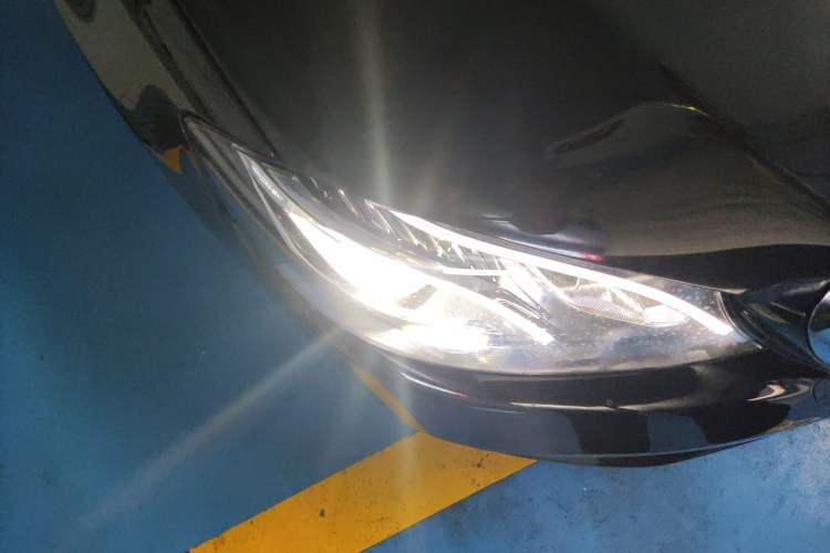 Used Mercedes-Benz E-Class 2017 E 300 L Sporty and Stylish Model