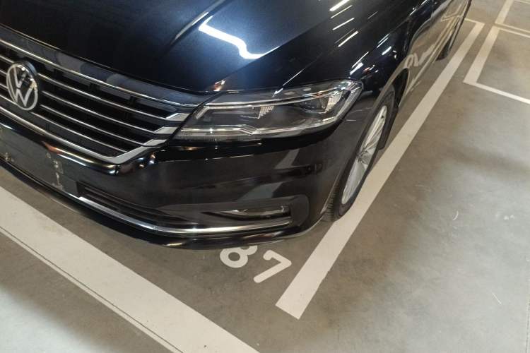 Used Volkswagen Lavida 2022 1.5L Automatic Comfort Edition Left Front Headlight