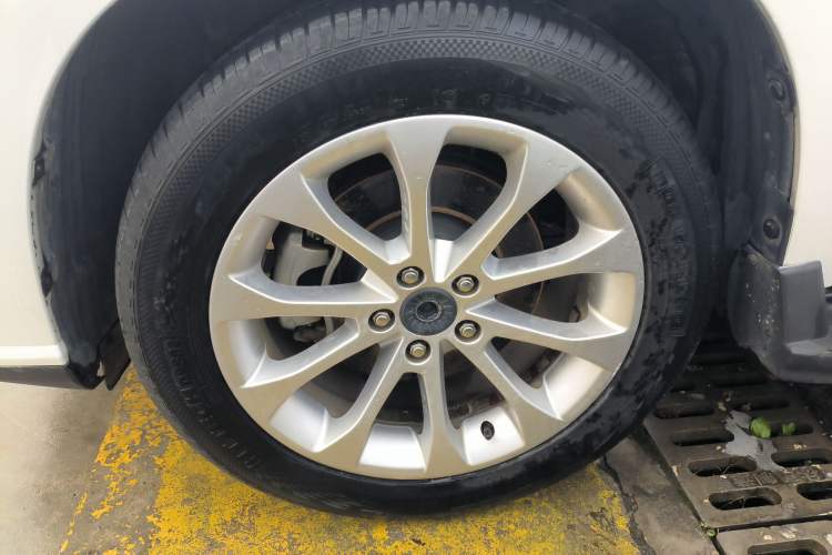 Used Haval H2 2017 Red-Label 1.5T Automatic Two-Wheel Drive Elite Model
