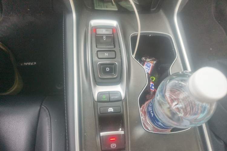 Used Honda Accord 2018 Rui Hybrid 2.0L Rui Ling Edition China VI Gear Lever