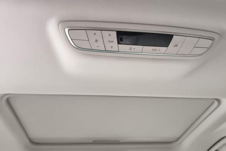 Used Buick GL8 2017 ES 28T Comfort Model China V Standard