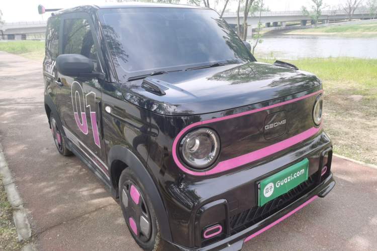 Used Geely Galaxy Panda 2025 210km Panda Kart Front Right 45 Deg