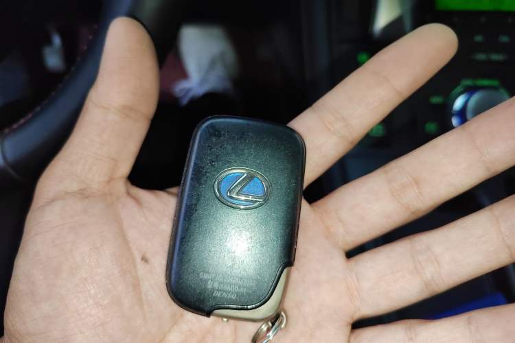 Used Lexus CT 2017 CT200h Elite Edition Two-Tone China V Standard Vehicle Key