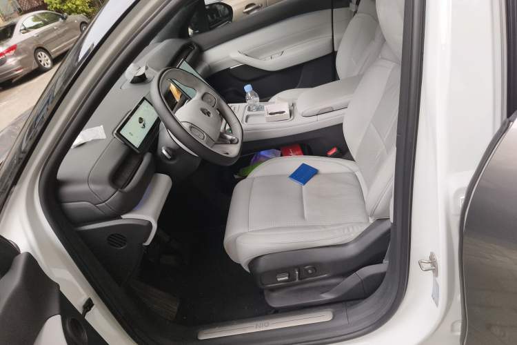 Used Nio ES6 2024 75 kWh
