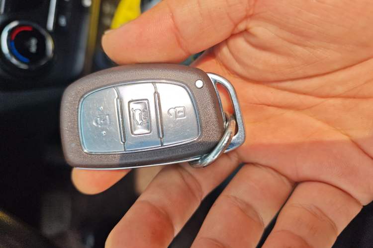 Used Hyundai Tucson 2015 1.6T Dual-Clutch Two-Wheel-Drive Smart Model
