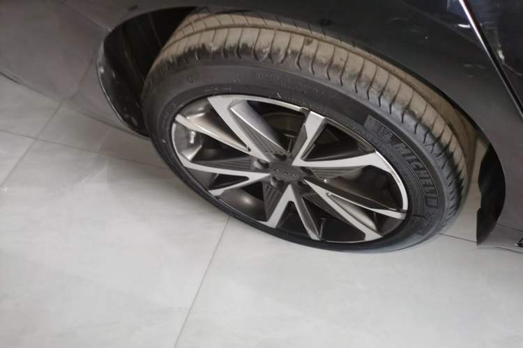 Used AION S Plus 2022 80 Tech Edition
