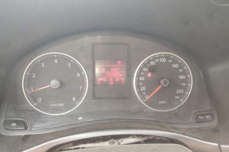 Used Volkswagen Bora 2011 1.6L Automatic Comfort Model
