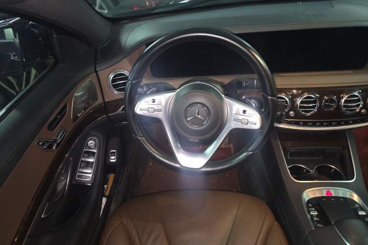 Used Mercedes-Benz S-Class 2020 S 350 L Business Class Ultimate Edition Steering Wheel