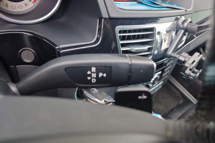 Used Mercedes-Benz E-Class 2014 E 260 L Sport Edition Gear Lever