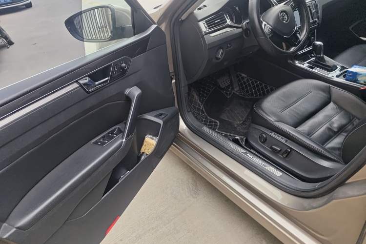 Used Volkswagen Passat 2016 330TSI DSG Prestige Edition
