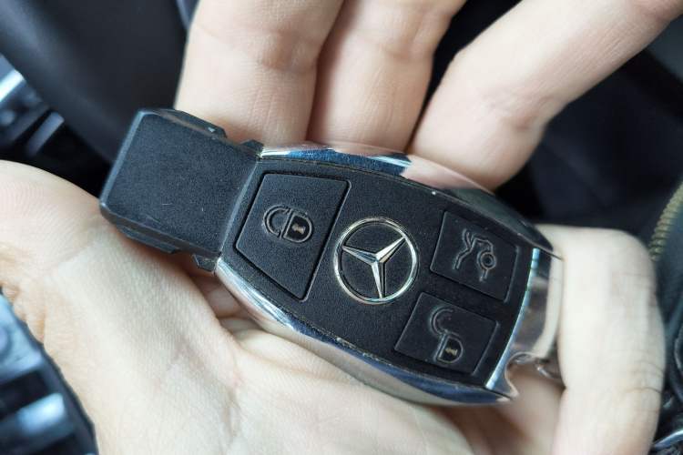 Used Mercedes-Benz GLC 2017 GLC 260 4MATIC Luxury Model
