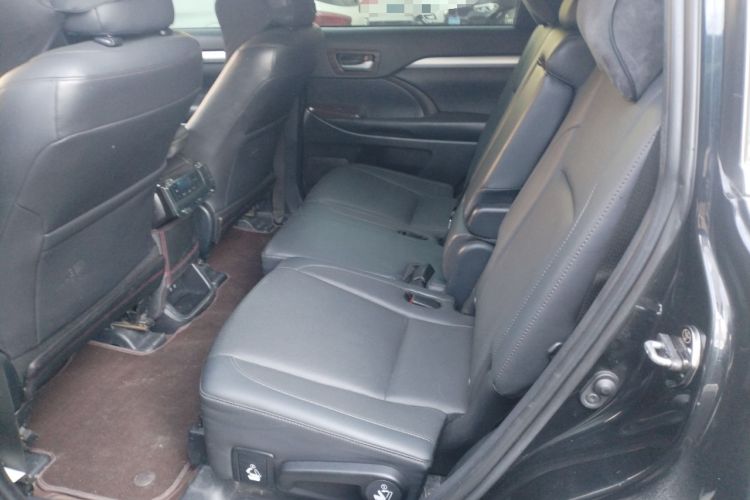 Used Toyota Highlander 2018 2.0T Four-Wheel Drive Prestige Version 7 Seats China VI Standard