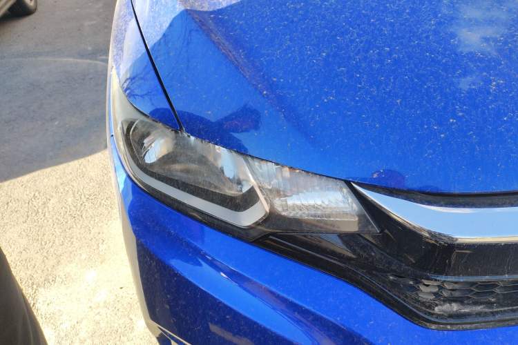 Used Honda Fit 2018 1.5L CVT Comfort Sunroof Version Right Front Headlight