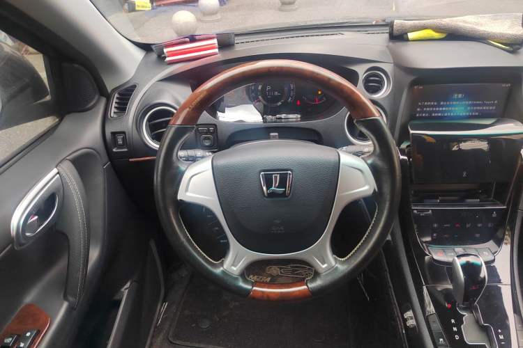 Used Luxgen Great 7 SUV 2015 2.2T Two-Wheel Drive Smart Version
