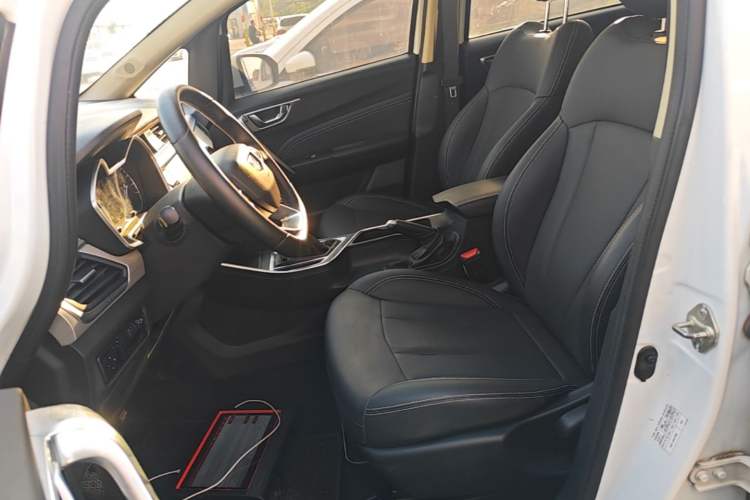 Used Geely Auto Vision X3 2019 Upgraded Model 1.5L Manual Elite Version
