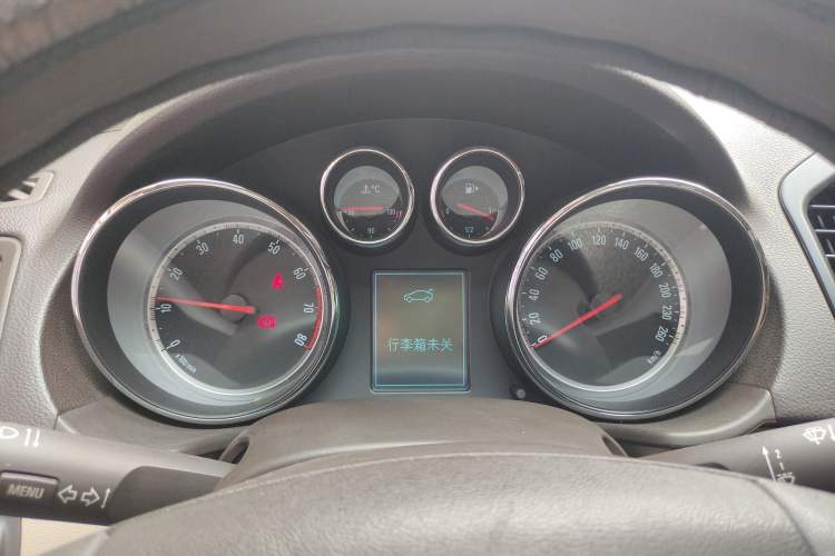 Used Buick Regal 2011 2.0L Comfort Edition Instrument Cluster