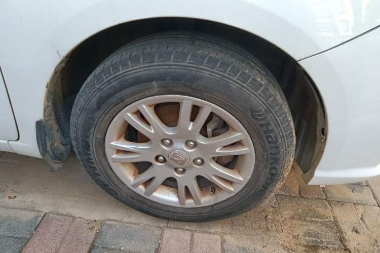 Used Zotye Z300 2016 1.5L Manual Elite Version
