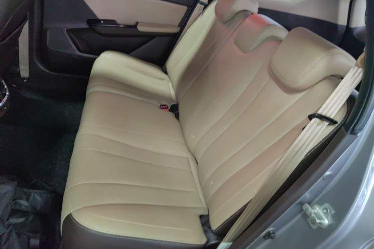 Used Baojun 310W 2017 1.5L Manual Fashion Edition China VI