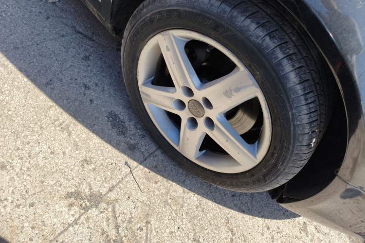 Used Audi A6L 2006 3.2 FSI Comfort & Entertainment Model Right Front Wheel Hub