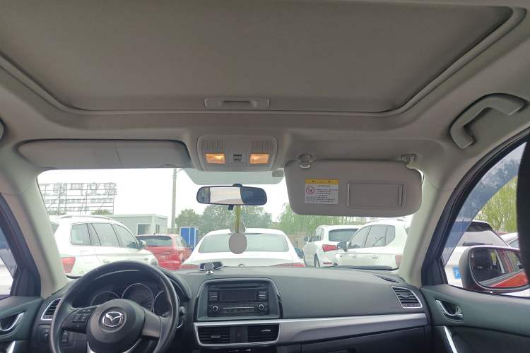 Used Mazda CX-5 2015 2.0L Automatic Two-Wheel Drive Urban Version
