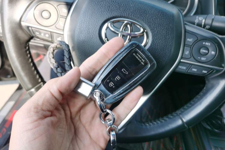 Used Toyota Camry 2018 2.5G Luxury Edition
