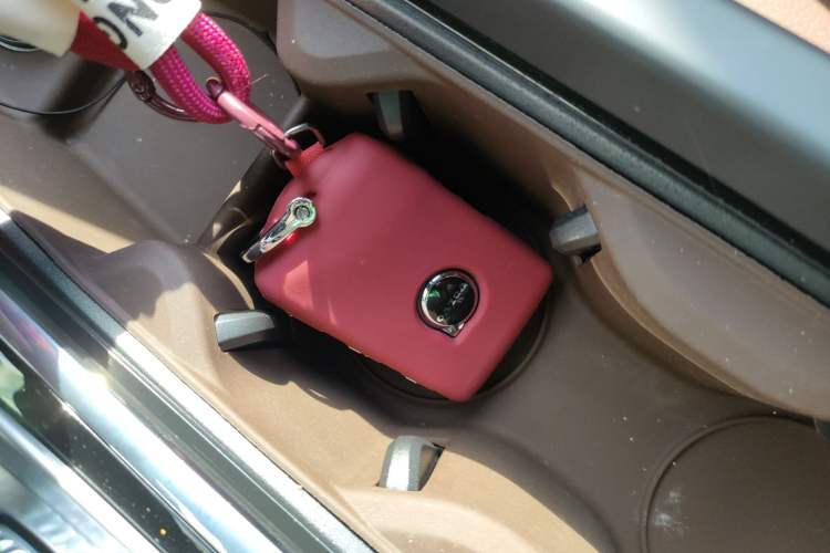 Used Volvo XC60 2025 B5 4x4 Smart Luxury Edition
