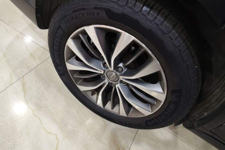 Used GAC Trumpchi GS8 2017 320T Four-Wheel Drive Luxury Smart Connectivity Version (7 Seats) Right Rear Wheel Hub