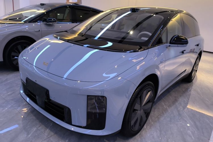 Used Li Auto i8 2025 Model Standard Version