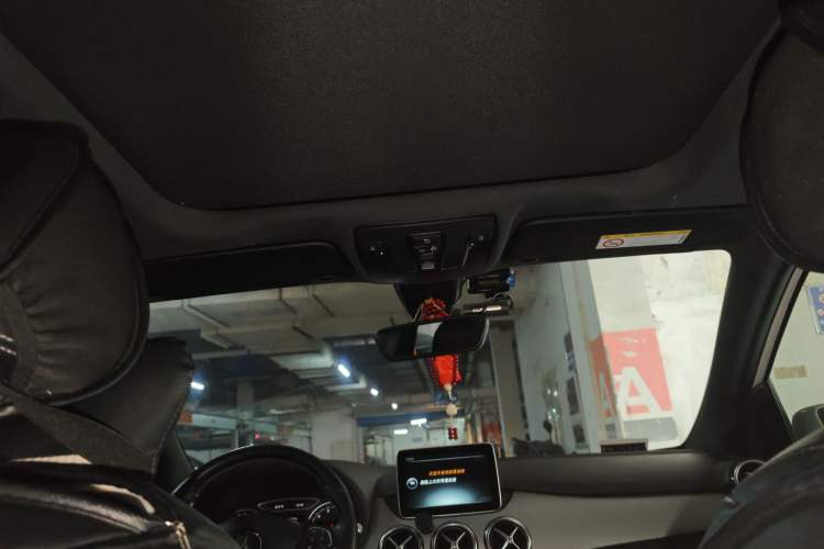 Used Mercedes-Benz B-Class 2015 B 200 Sport Edition Headliner