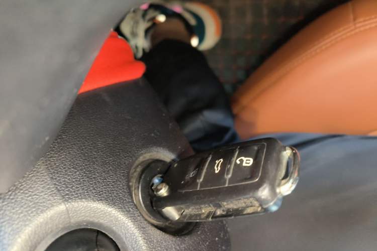 Used Volkswagen Jetta 2015 Zhuihui Edition 1.6L Manual Comfort Model
