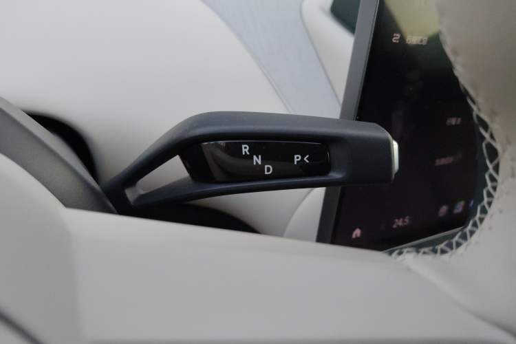 Used Xiaomi Auto YU7 2025 Ultra-Long Range All-Wheel Drive Pro Version
