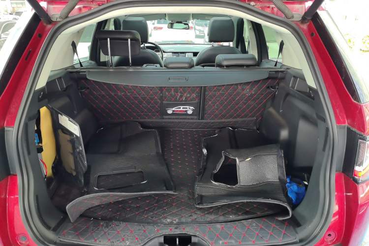 Used Land Rover Discovery Sport 2018 240 PS SE Version
