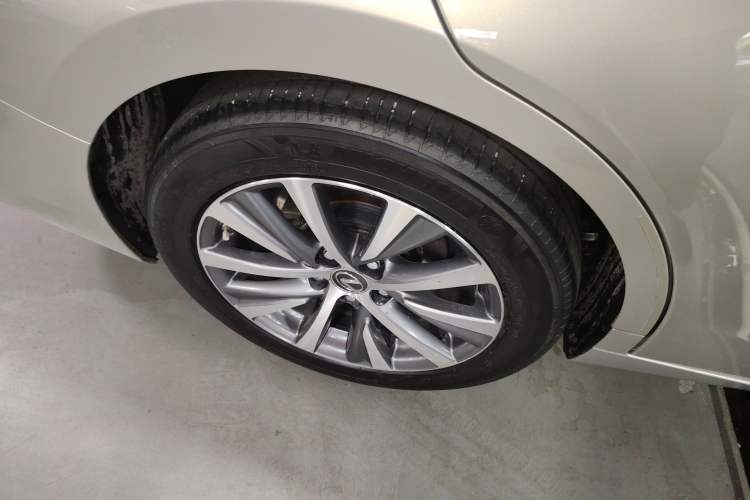 Used Lexus ES 2018 260 Excellence Edition China VI Standard