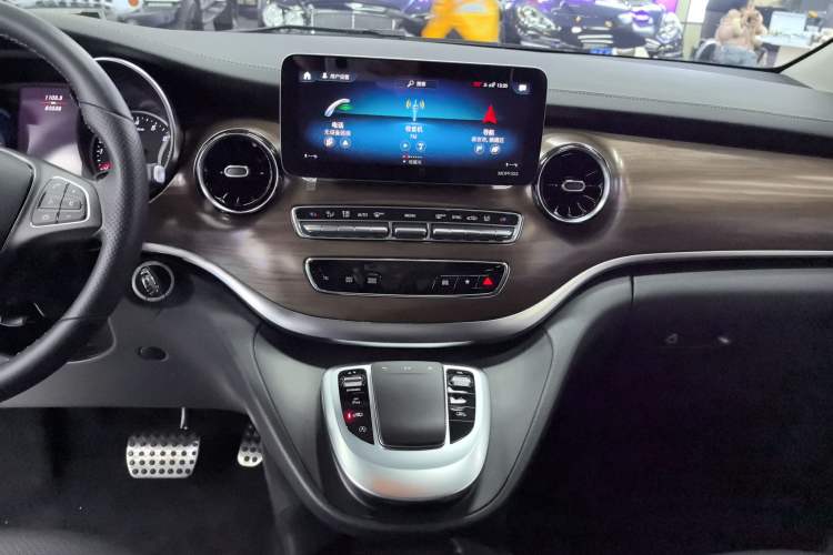 Used Mercedes-Benz V-Class 2020 V 260 L Long-wheelbase Luxury Edition