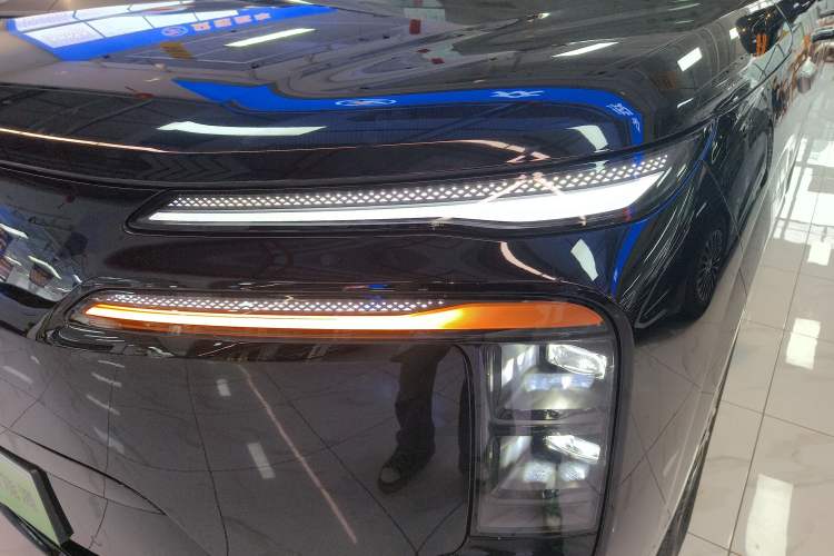 Used Denza N8L 2025 Model Zunrong Model Left Front Headlight