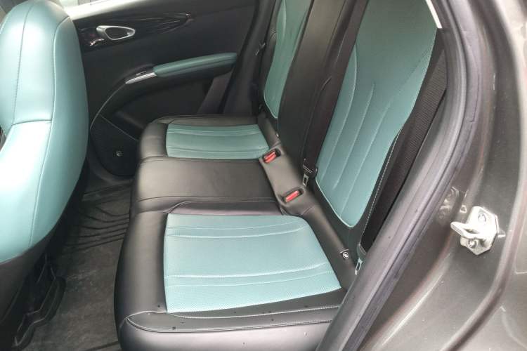 Used Geely Galaxy Geome 2025 410 km Free Version
