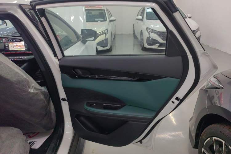 Used Qiyuan A06 2023 Supreme Model
