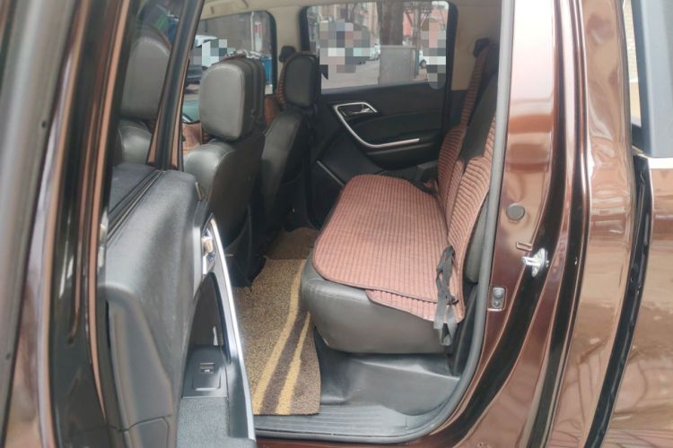 Used JMC Yuhu 5 2018 2.4T Classic Edition Diesel Manual 4x4 Luxury Long-Wheelbase JX4D24A5L