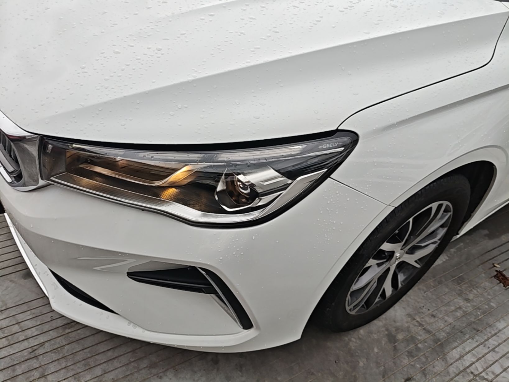 Geely Auto Emgrand 2023 4th Generation Champion Edition 1.5L CVT Luxury Model — снимка 8