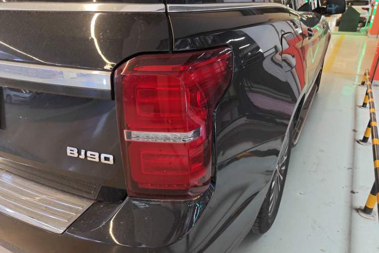 Used BAIC Off-Road BJ90 2021 3.0T Zhenrong Edition Right Rear Taillight
