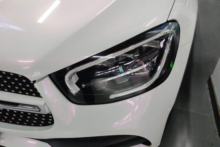 Used Mercedes-Benz GLC 2022 Second Facelift GLC 260 L 4MATIC Luxury Edition
