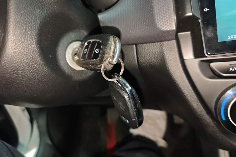 Used Hyundai Verna (older generation) 2020 1.4L Manual GL Refreshed Edition